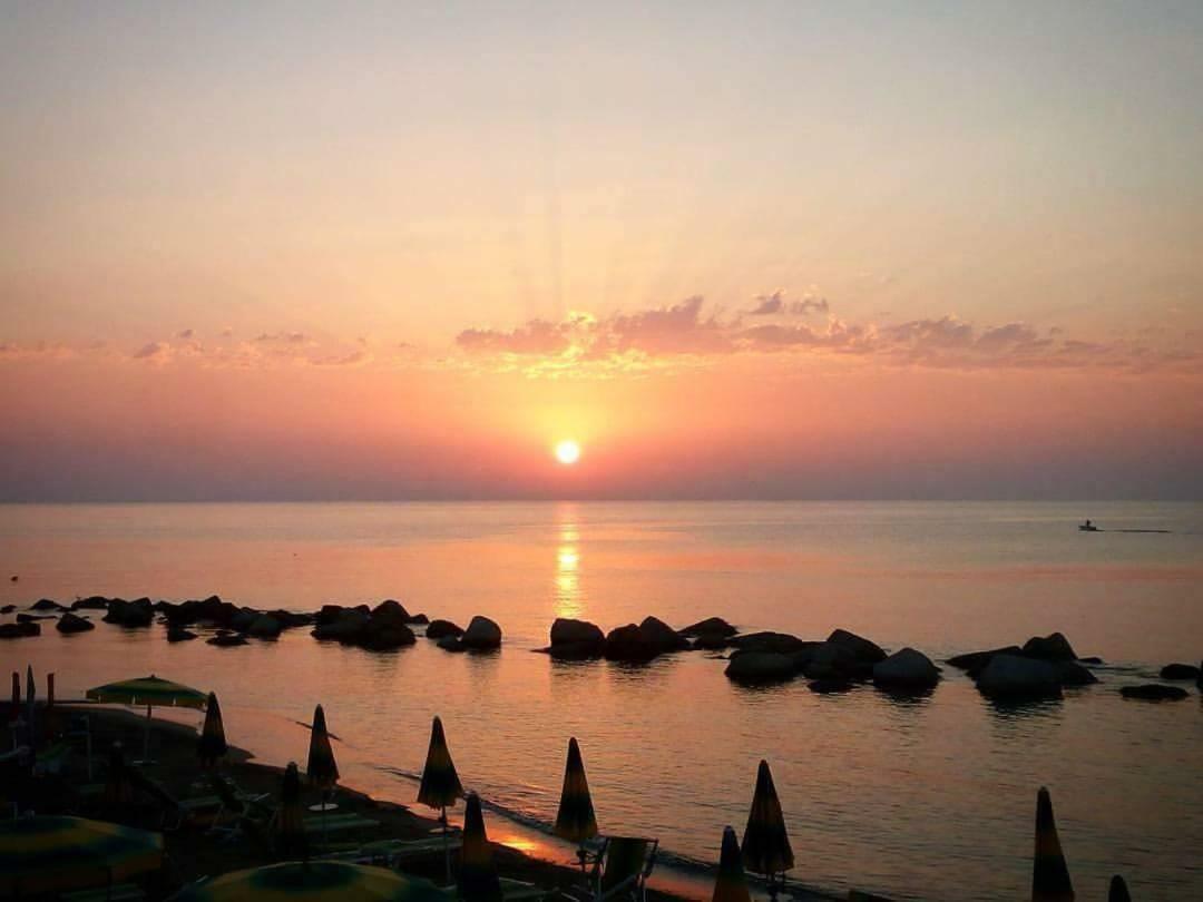 Climatizzato In Centro A 100M Dal Mare Villa Cirò Marina Exterior foto